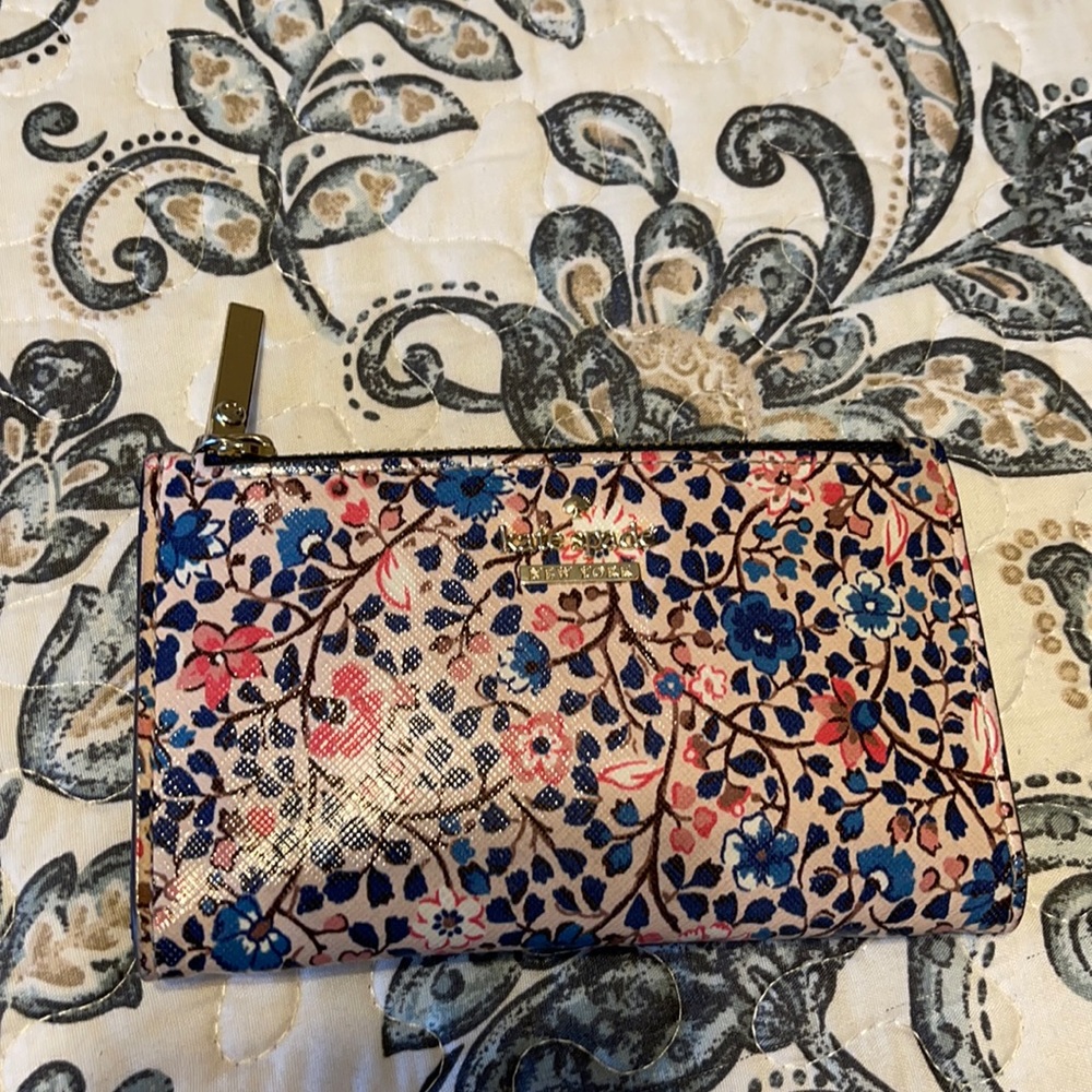 Kate Spade Blue Cream women wallet